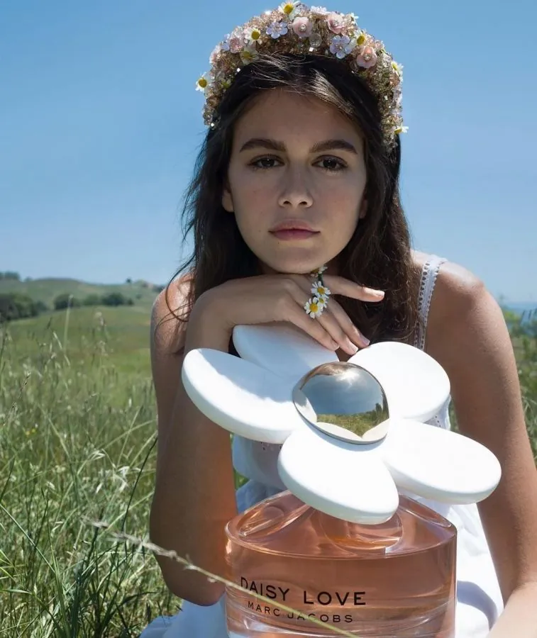 Marc Jacobs - Daisy (Kaia Gerber, Adut Akech, Meghan Roche)