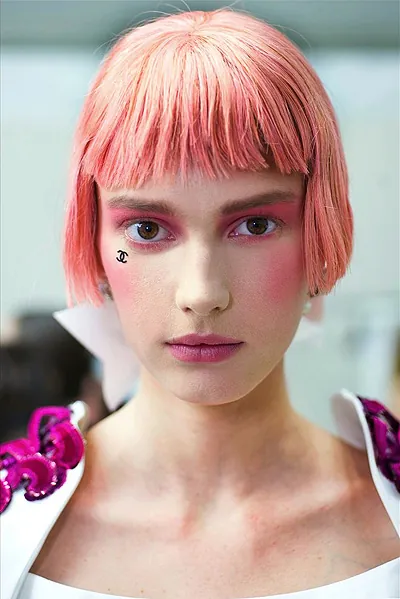 Вспоминая Версаль: новая коллекция макияжа Chanel