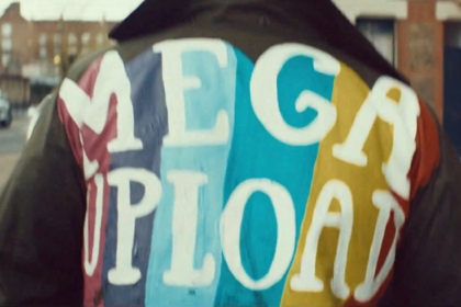Робби Уильямс «прорекламировал» файлообменник Megaupload в новом клипе