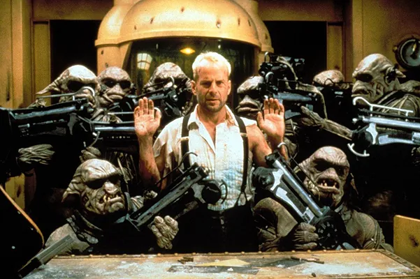 7 мая 1997-го года на Каннском кинофестивале состоялась премьера фильма Люка Бессона "Пятый элемент"