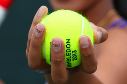 Sony разместила рекламу на ногтях теннисисток