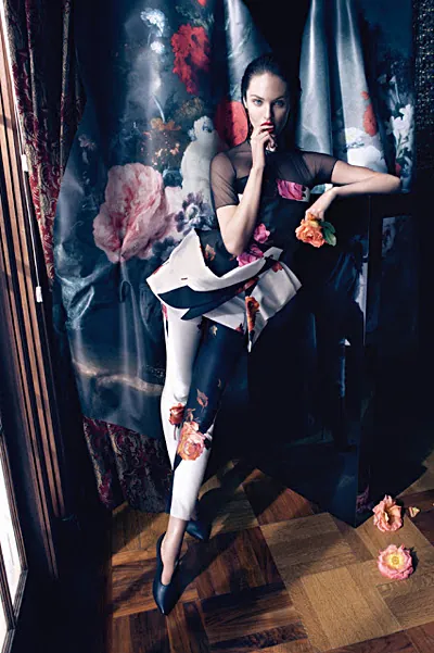 Кэндис Свэйнпол в рекламной кампании Blumarine