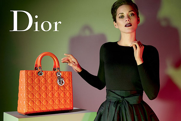 Марион Котийяр вновь снялась для Lady Dior