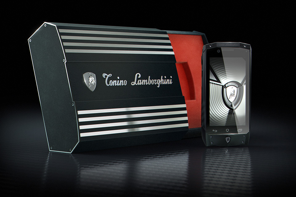 В декабре на прилавках появится лакшери-телефон от Lamborghini