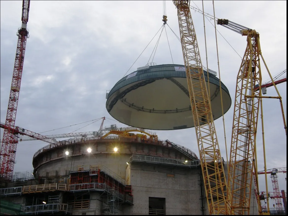 Установка кранов на строительных объектах