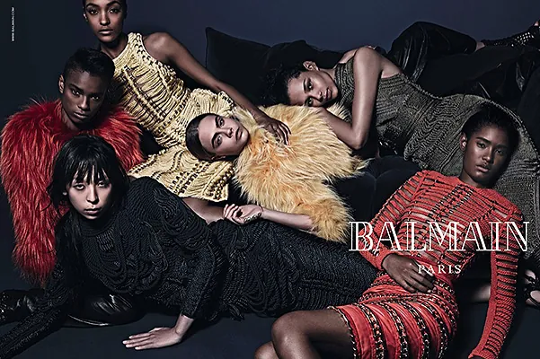 Кара Дельвинь и другие модели в рекламной кампании Balmain