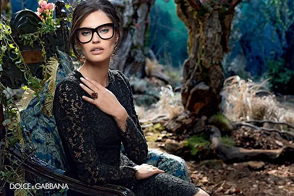 Бьянка Балти представляет осеннюю коллекцию очков Dolce & Gabbana