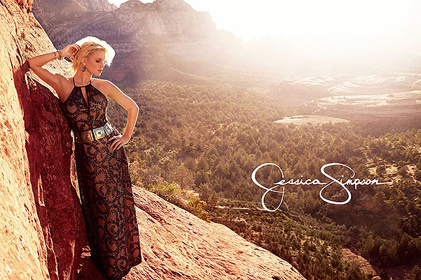 Джессика Симпсон в рекламе своей коллекции одежды
