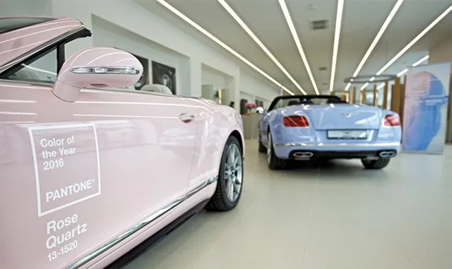 Bentley объединились с Pantone Bentley объединились с Pantone