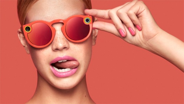 Snapchat создал очки со встроенной камерой
