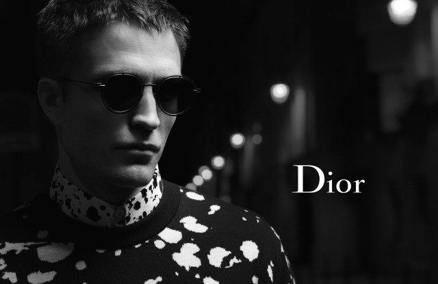 Таинственный Роберт Паттинсон в рекламе Dior