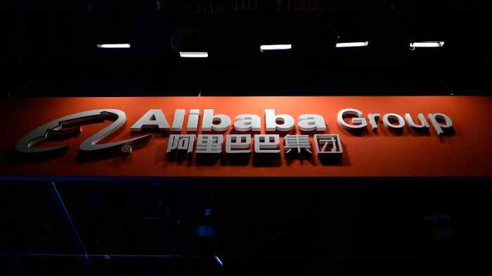 Alibaba объединился с модными брендами для борьбы с подделками