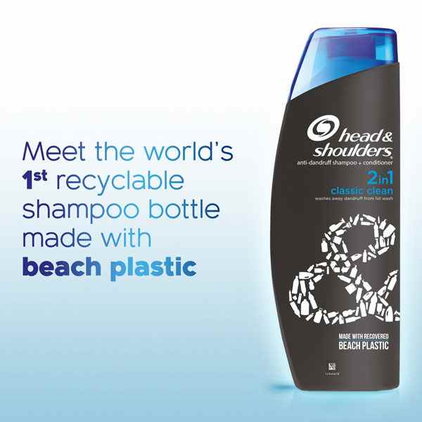 P&G создала первую бутылку для шампуня из пляжного мусора.