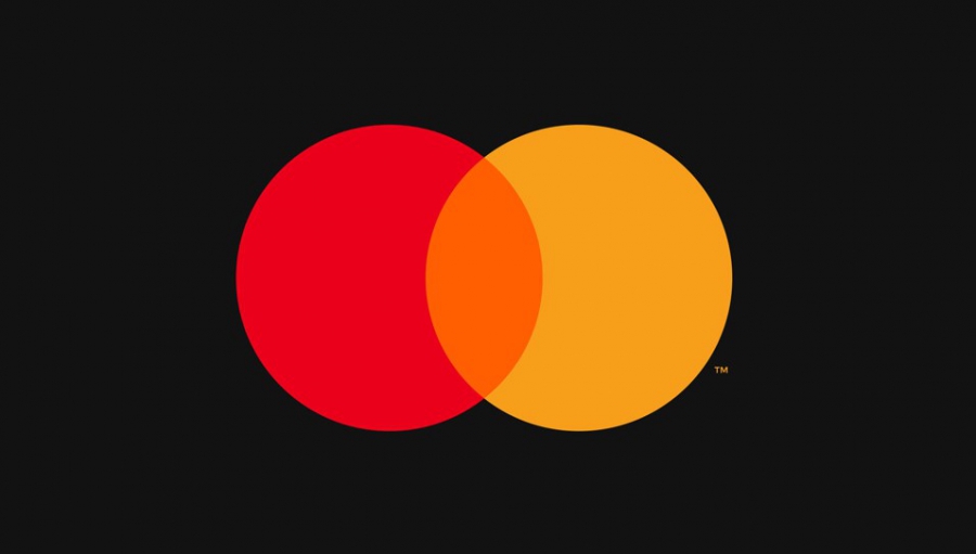 MasterCard убрала название компании из логотипа