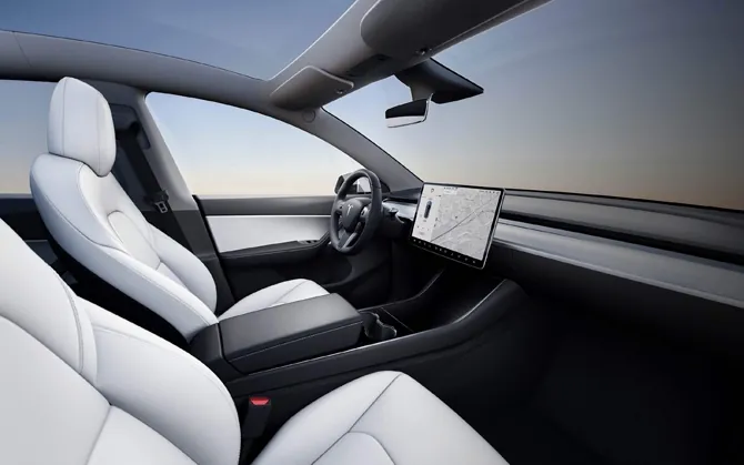 Tesla представила электрокар Model Y Tesla представила электрокар Model Y