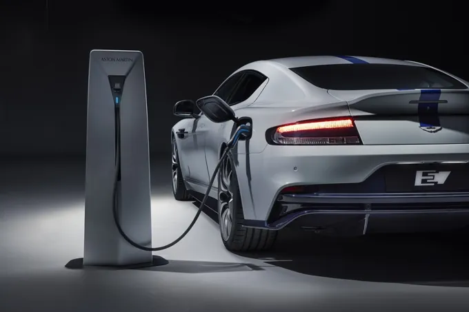 Aston Martin представила свой первый электрокар Aston Martin представила свой первый электрокар