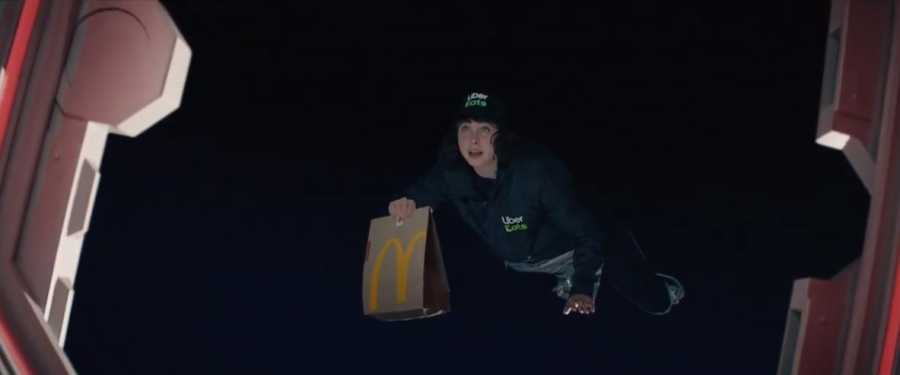 McDonald’s ворвался в фильмы для рекламы McDelivery
