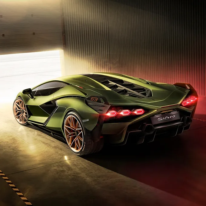 Lamborghini выпустили свой самый быстрый суперкар