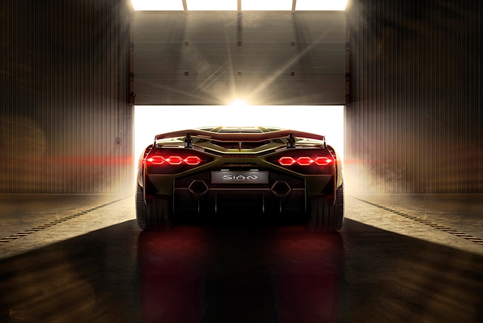 Lamborghini выпустили свой самый быстрый суперкар