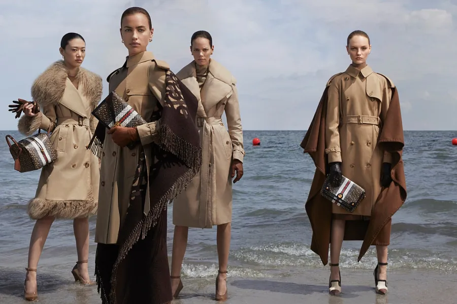 Джиджи Хадид и Ирина Шейк в рекламе Burberry
