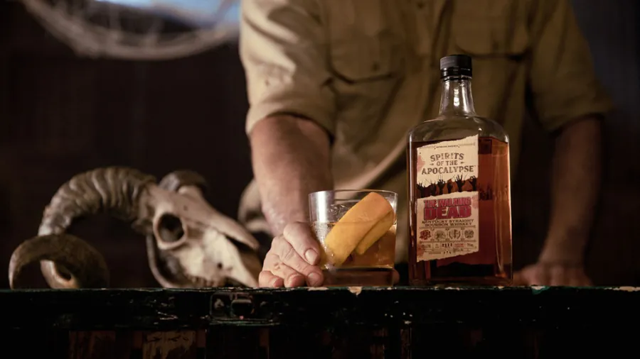 Diageo выпустили бурбон по мотивам сериала «Ходячие мертвецы» Diageo выпустили бурбон по мотивам сериала «Ходячие мертвецы»