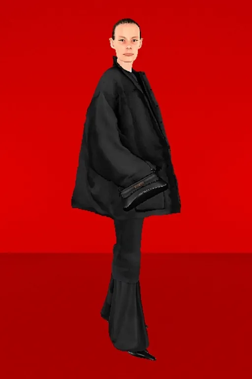 В новой кампании Balenciaga снялись виртуальные модели В новой кампании Balenciaga снялись виртуальные модели