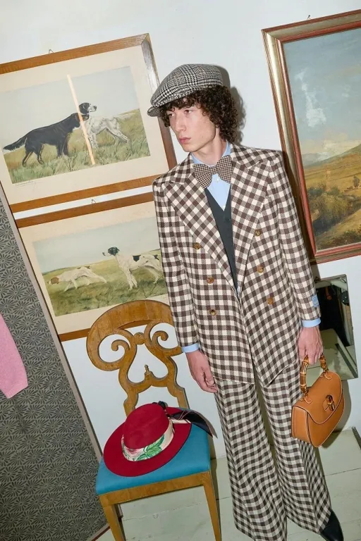 Gucci и Гарри Стайлз показали совместную коллекцию Gucci и Гарри Стайлз показали совместную коллекцию