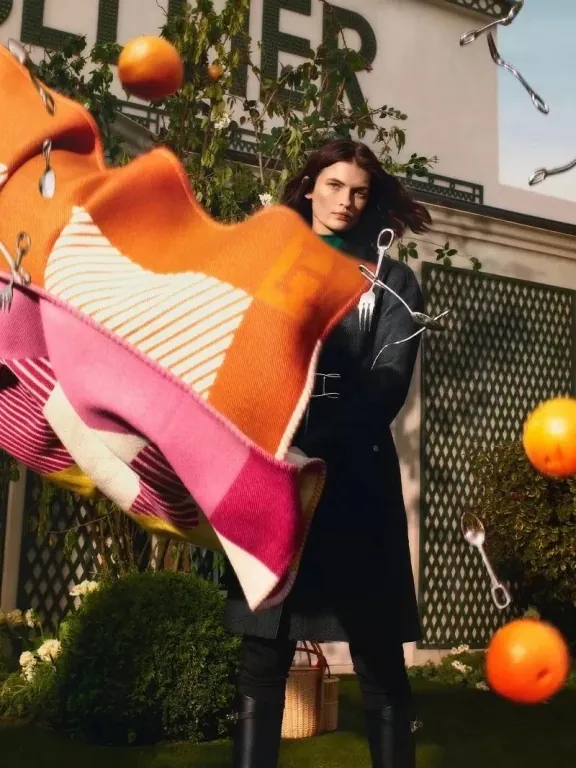 Hermès представил осеннюю кампанию Hermès представил осеннюю кампанию