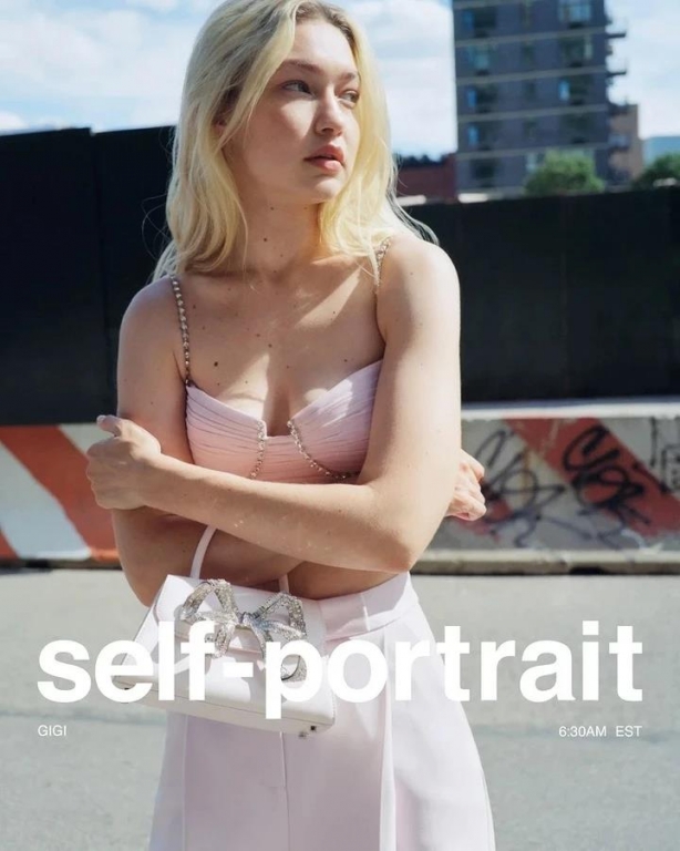 Джиджи Хадид стала лицом новой кампании Self-Portrait