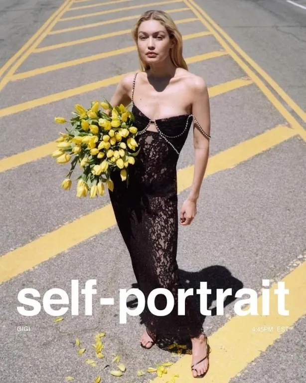 Джиджи Хадид стала лицом новой кампании Self-Portrait Джиджи Хадид стала лицом новой кампании Self-Portrait