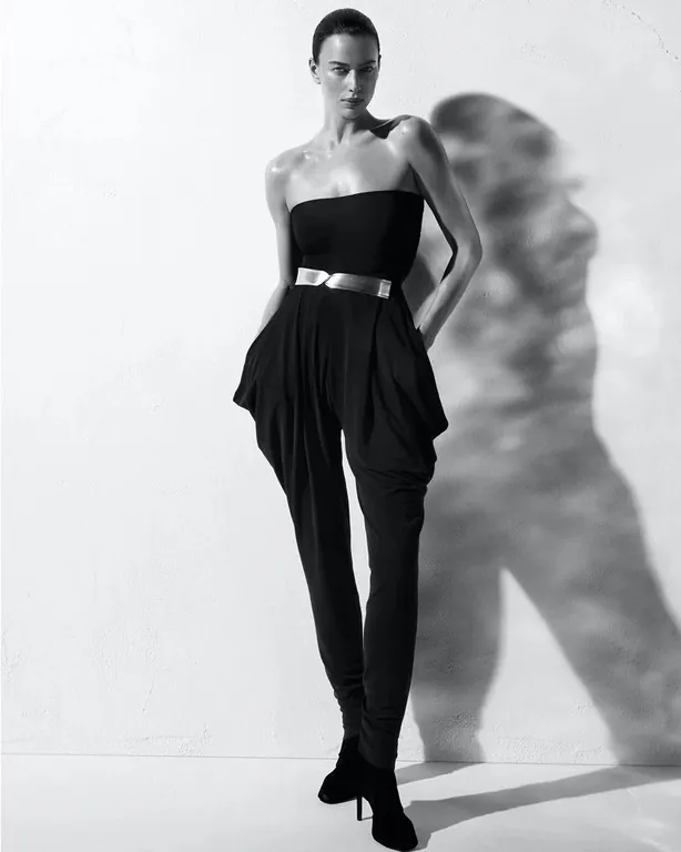Ирина Шейк снялась в кампании Zara Ирина Шейк снялась в кампании Zara