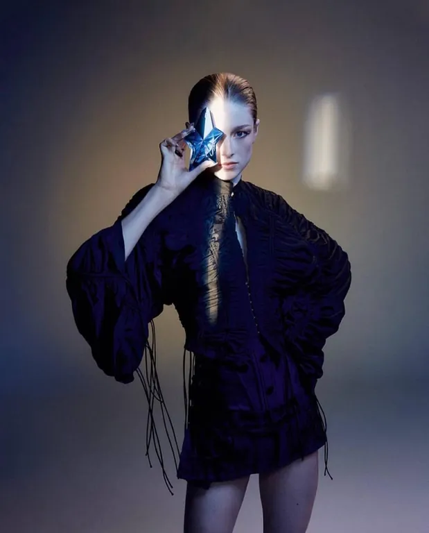 Звезда "Эйфории" Хантер Шафер стала послом Mugler