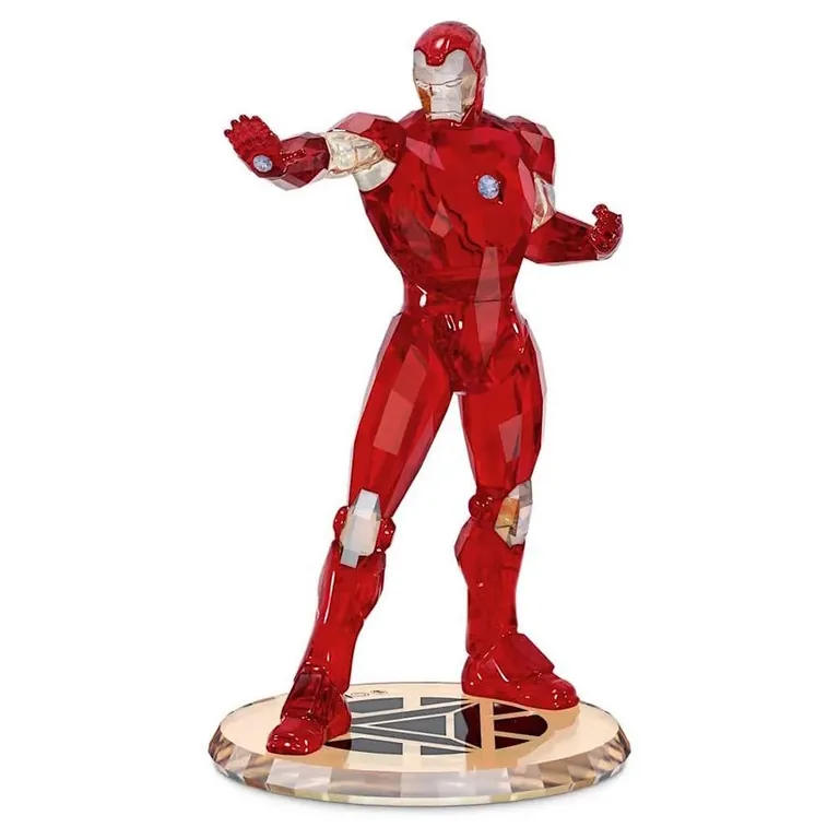 Swarovski посвятил коллекцию вселенной Marvel