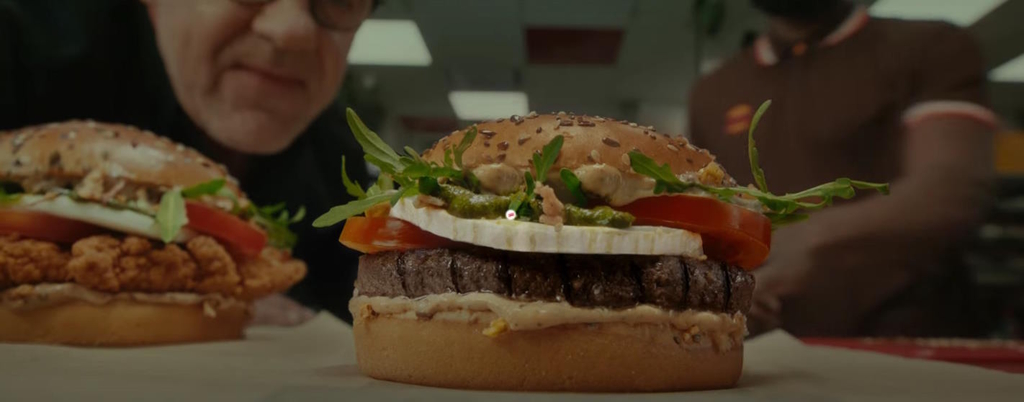 Шеф-повар со звездой Мишлен разозлил клиентов и работников Burger King