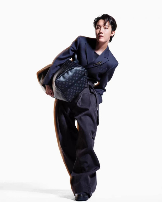 J-Hope с BTS снялся в рекламной кампании Louis Vuitton