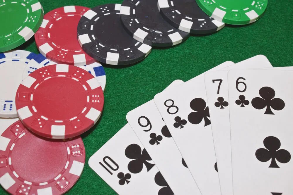 Обзор комбинаций в покере по старшинству и их составление