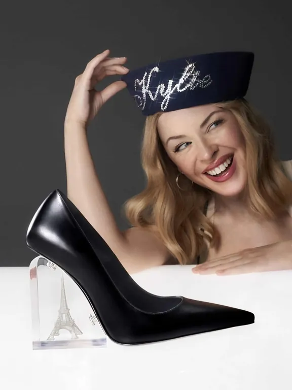 Кайли Миноуг стала лицом коллаборации Jean Paul Gaultier и Jimmy Choo