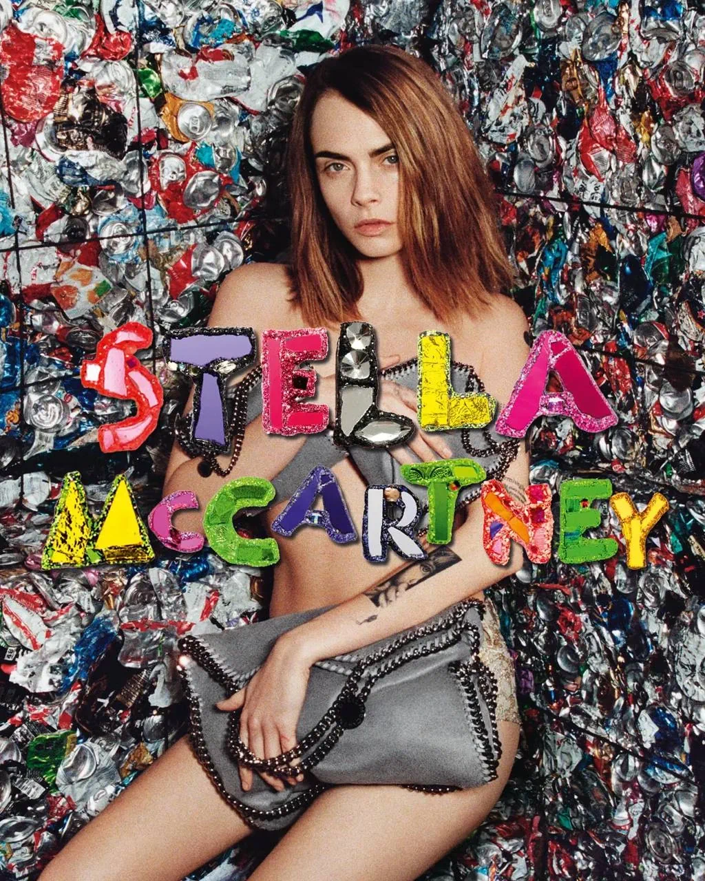 Кара Делевинь приняла участие в новой рекламной кампании бренда Stella McCartney Кара Делевинь приняла участие в новой рекламной кампании бренда Stella McCartney