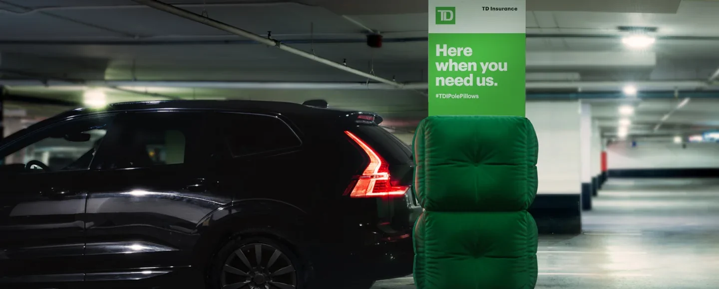 Страховщики смягчили удар: TD Insurance представила подушки для парковочных столбиков Страховщики смягчили удар: TD Insurance представила подушки для парковочных столбиков