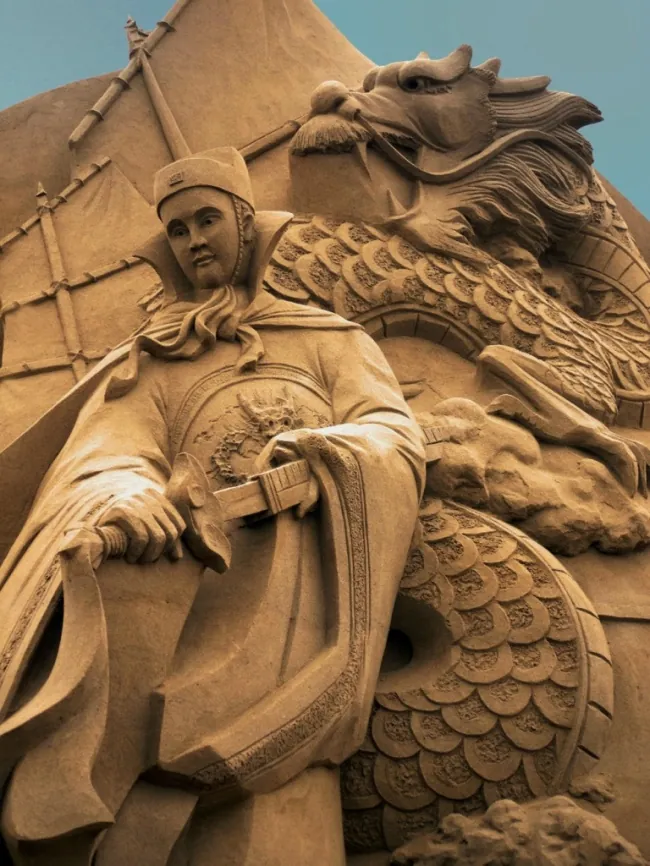 Песчаные скульптуры Joo Heng Tan Песчаные скульптуры Joo Heng Tan